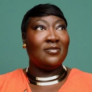 DR. LADY PHYLL